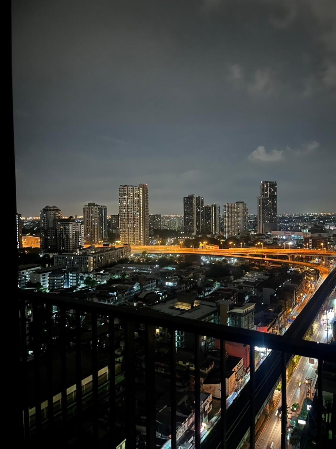 Apartment Next To Phrakanong Bts Wyne Sukhumvit Banguecoque Exterior foto