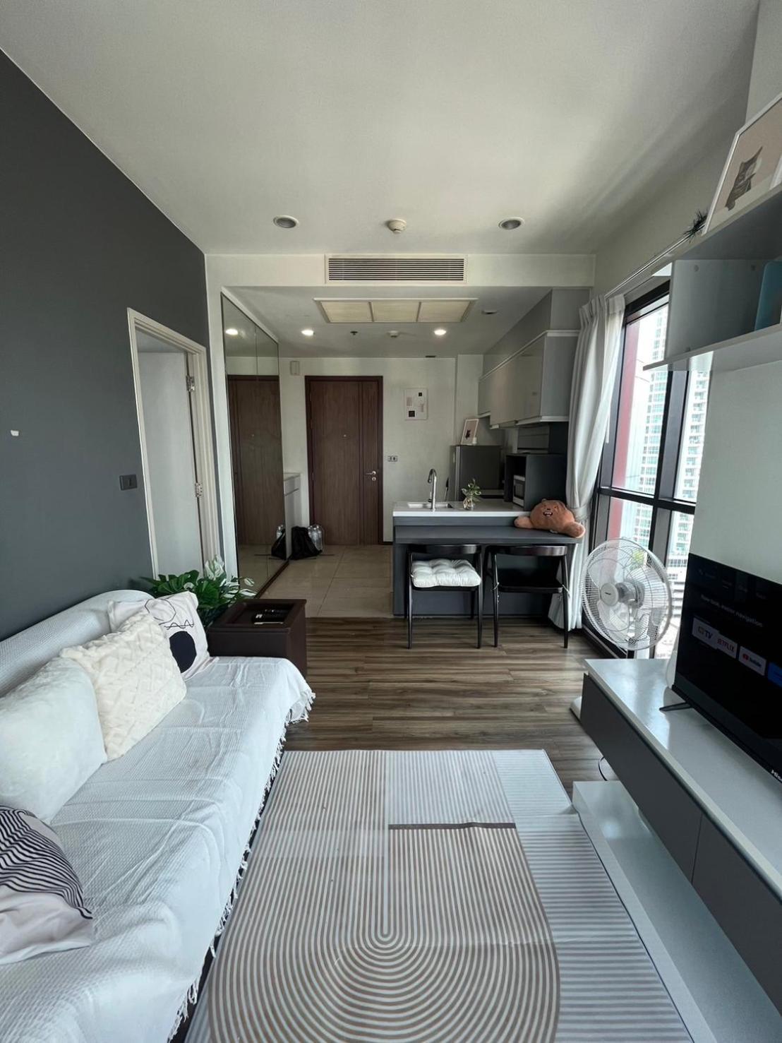 Apartment Next To Phrakanong Bts Wyne Sukhumvit Banguecoque Exterior foto